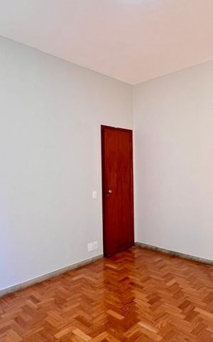 Apartamento à venda com 120m², 4 quartos e 1 vagaQuarto 2
