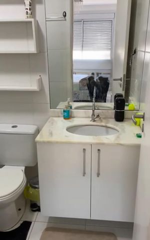 Apartamento à venda com 64m², 2 quartos e 1 vaga Apartamento à venda com 64m², 2 quartos e 1 vagaBanheiro