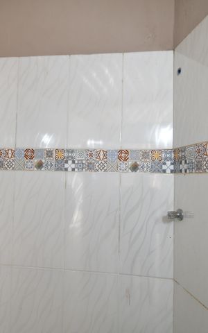 Casa para alugar com 80m², 2 quartos e 2 vagasBanheiro de serviço