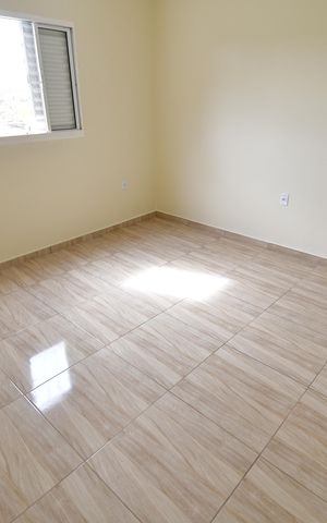 Casa para alugar com 80m², 2 quartos e 2 vagasQuarto 2