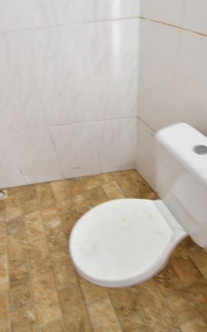 Casa para alugar com 80m², 2 quartos e 2 vagasBanheiro de serviço