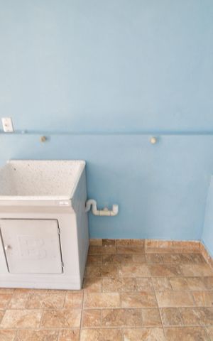 Casa para alugar com 80m², 2 quartos e 2 vagasÁrea de Serviço