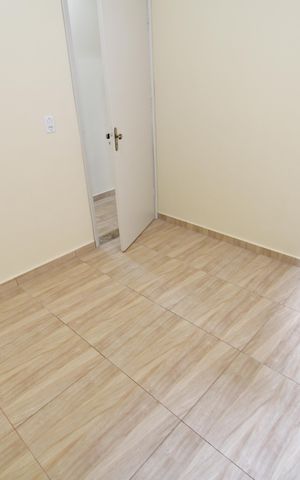 Casa para alugar com 80m², 2 quartos e 2 vagasQuarto 1