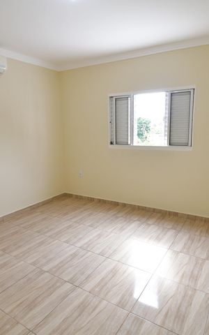Casa para alugar com 80m², 2 quartos e 2 vagasQuarto 2