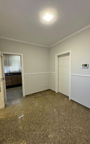Apartamento para alugar com 267m², 4 quartos e 4 vagas