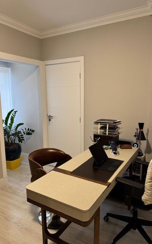 Apartamento para alugar com 267m², 4 quartos e 4 vagas