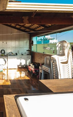 Apartamento à venda com 114m², 3 quartos e 1 vagaÁrea de Serviço