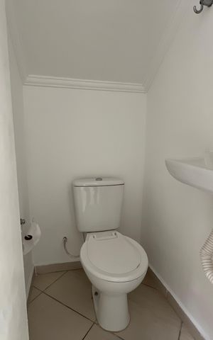 Casa de condomínio para alugar com 80m², 2 quartos e 1 vaga Casa de condomínio para alugar com 80m², 2 quartos e 1 vagaLavabo