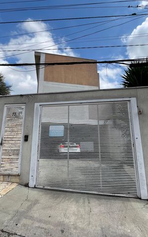 Casa de condomínio para alugar com 80m², 2 quartos e 1 vaga Casa de condomínio para alugar com 80m², 2 quartos e 1 vagaFachada