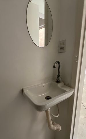 Casa de condomínio para alugar com 80m², 2 quartos e 1 vaga Casa de condomínio para alugar com 80m², 2 quartos e 1 vagaLavabo