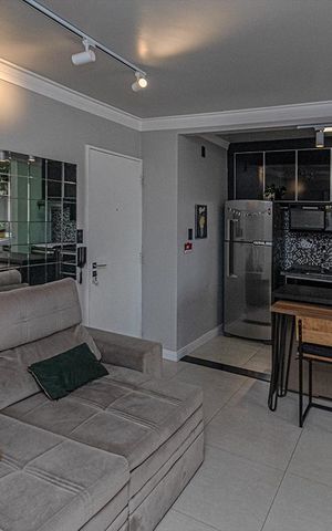 Apartamento à venda com 51m², 2 quartos e 1 vaga Apartamento à venda com 51m², 2 quartos e 1 vagaSala
