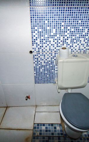 Casa à venda com 100m², 2 quartos e sem vagaBanheiro