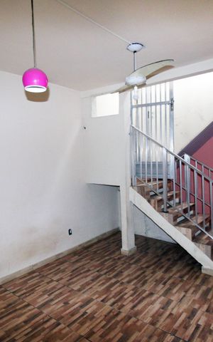 Casa à venda com 100m², 2 quartos e sem vagaQuarto 1