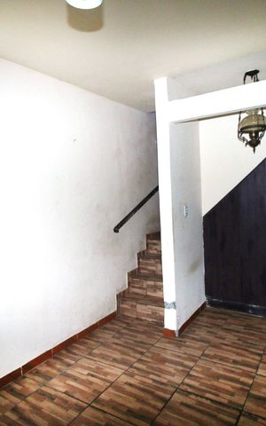 Casa à venda com 100m², 2 quartos e sem vagaSala