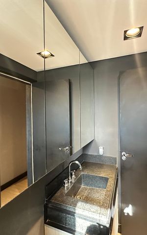 Apartamento para alugar com 67m², 1 quarto e 2 vagas Apartamento para alugar com 67m², 1 quarto e 2 vagasBanheiro da Suíte