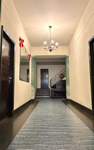 Apartamento à venda com 180m², 4 quartos e 1 vaga Apartamento à venda com 180m², 4 quartos e 1 vagaÁrea comum