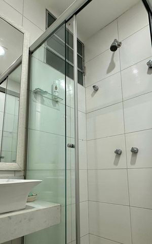 Apartamento à venda com 180m², 4 quartos e 1 vaga Apartamento à venda com 180m², 4 quartos e 1 vagaBanheiro da Suíte 2