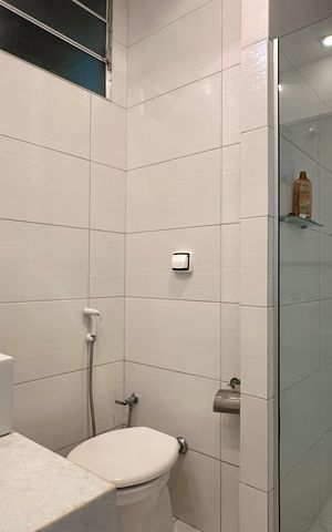 Apartamento à venda com 180m², 4 quartos e 1 vaga Apartamento à venda com 180m², 4 quartos e 1 vagaBanheiro da Suíte 1