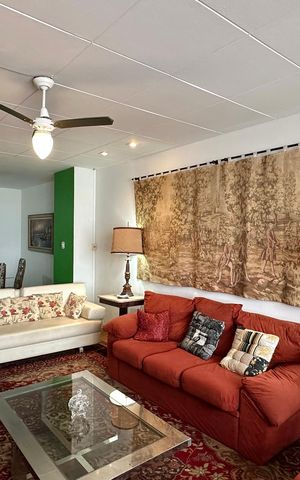Apartamento à venda com 180m², 4 quartos e 1 vaga Apartamento à venda com 180m², 4 quartos e 1 vagaSala