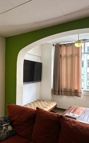Apartamento à venda com 180m², 4 quartos e 1 vaga Apartamento à venda com 180m², 4 quartos e 1 vagaSala