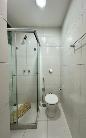 Apartamento à venda com 180m², 4 quartos e 1 vaga Apartamento à venda com 180m², 4 quartos e 1 vagaBanheiro da Suíte 2