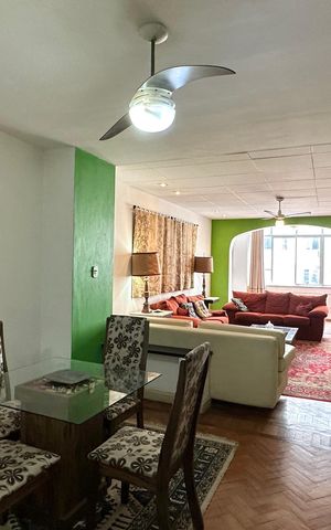 Apartamento à venda com 180m², 4 quartos e 1 vaga Apartamento à venda com 180m², 4 quartos e 1 vagaSala