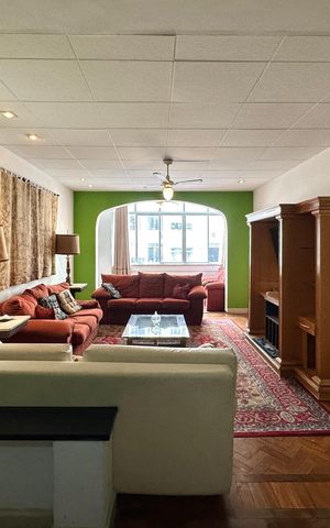 Apartamento à venda com 180m², 4 quartos e 1 vaga Apartamento à venda com 180m², 4 quartos e 1 vagaSala