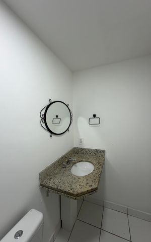 Apartamento à venda com 54m², 2 quartos e 1 vaga Apartamento à venda com 54m², 2 quartos e 1 vagaBanheiro Social