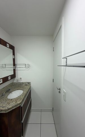 Apartamento à venda com 54m², 2 quartos e 1 vaga Apartamento à venda com 54m², 2 quartos e 1 vagaBanheiro Suíte