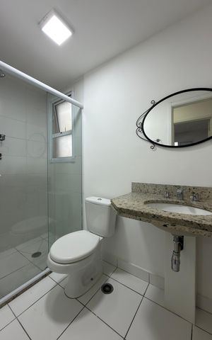 Apartamento à venda com 54m², 2 quartos e 1 vaga Apartamento à venda com 54m², 2 quartos e 1 vagaBanheiro Social