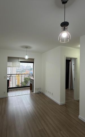 Apartamento à venda com 54m², 2 quartos e 1 vaga Apartamento à venda com 54m², 2 quartos e 1 vagaSala