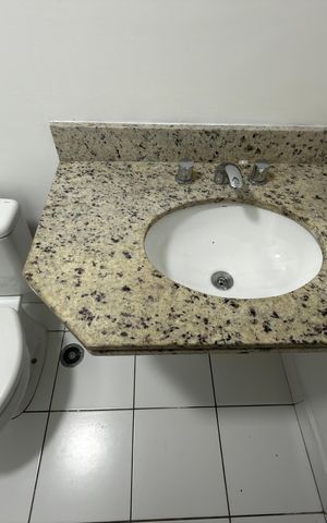 Apartamento à venda com 54m², 2 quartos e 1 vaga Apartamento à venda com 54m², 2 quartos e 1 vagaBanheiro Social