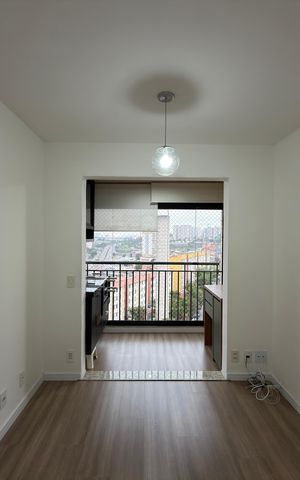 Apartamento à venda com 54m², 2 quartos e 1 vaga Apartamento à venda com 54m², 2 quartos e 1 vagaSala