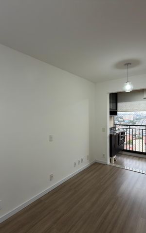 Apartamento à venda com 54m², 2 quartos e 1 vaga Apartamento à venda com 54m², 2 quartos e 1 vagaSala