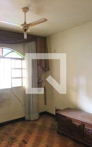 Casa à venda com 360m², 3 quartos e 4 vagas
