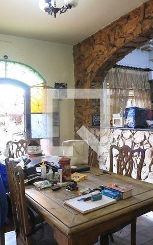 Casa à venda com 360m², 3 quartos e 4 vagas