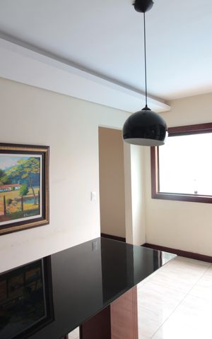 Casa para alugar com 450m², 4 quartos e 5 vagasCopa