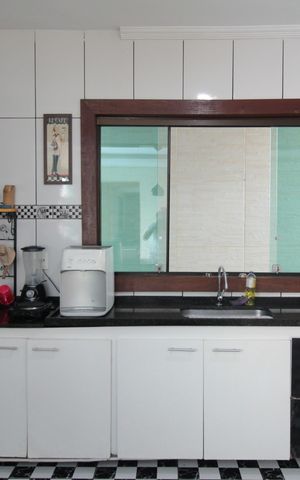 Casa para alugar com 450m², 4 quartos e 5 vagasCozinha