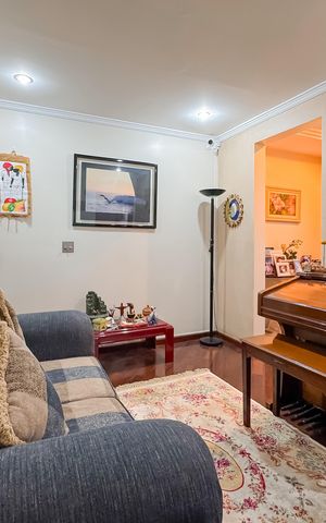 Apartamento à venda com 202m², 3 quartos e 4 vagas Apartamento à venda com 202m², 3 quartos e 4 vagasCorredor