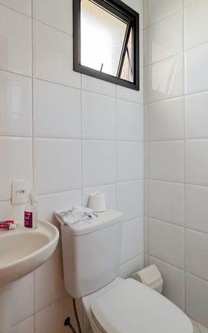 Apartamento à venda com 202m², 3 quartos e 4 vagas Apartamento à venda com 202m², 3 quartos e 4 vagasBanheiro de serviço