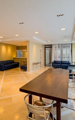 Apartamento à venda com 202m², 3 quartos e 4 vagas Apartamento à venda com 202m², 3 quartos e 4 vagasÁrea comum - Salão de festas
