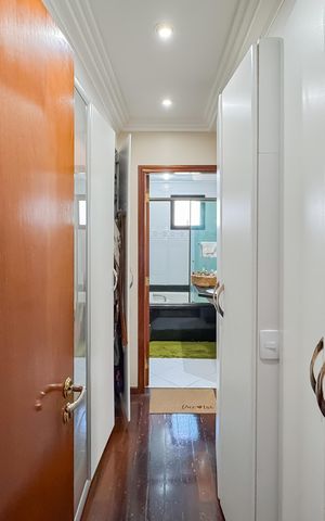 Apartamento à venda com 202m², 3 quartos e 4 vagas Apartamento à venda com 202m², 3 quartos e 4 vagasCloset da suíte 3