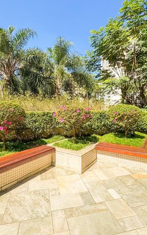 Apartamento à venda com 202m², 3 quartos e 4 vagas Apartamento à venda com 202m², 3 quartos e 4 vagasÁrea comum