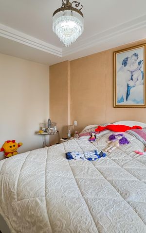 Apartamento à venda com 202m², 3 quartos e 4 vagas Apartamento à venda com 202m², 3 quartos e 4 vagasSuíte 3