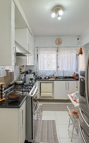 Apartamento à venda com 202m², 3 quartos e 4 vagas Apartamento à venda com 202m², 3 quartos e 4 vagasCozinha