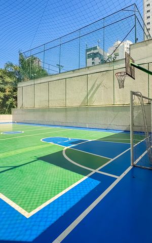 Apartamento à venda com 202m², 3 quartos e 4 vagas Apartamento à venda com 202m², 3 quartos e 4 vagasQuadra Esportiva
