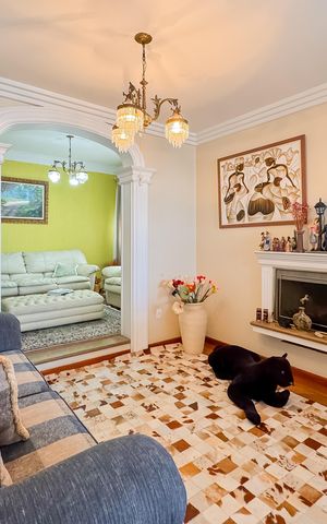 Apartamento à venda com 202m², 3 quartos e 4 vagas Apartamento à venda com 202m², 3 quartos e 4 vagasSala