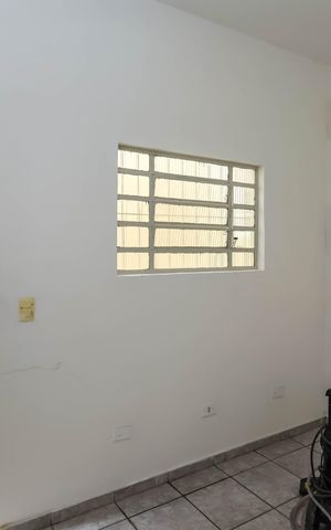Casa para alugar com 100m², 3 quartos e 1 vagaCopa