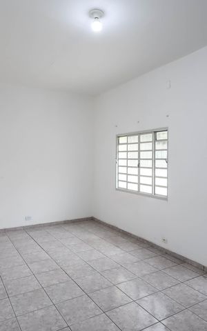 Casa para alugar com 100m², 3 quartos e 1 vagaSala