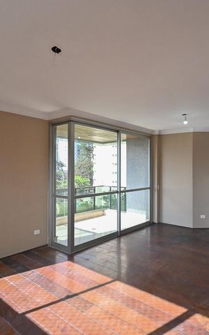 Apartamento para alugar com 198m², 4 quartos e 3 vagasSala